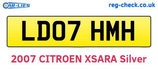 LD07HMH are the vehicle registration plates.