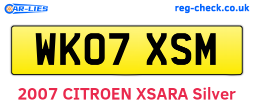 WK07XSM are the vehicle registration plates.