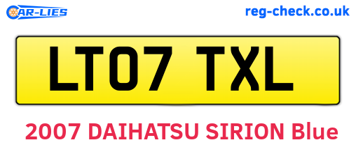 LT07TXL are the vehicle registration plates.