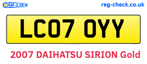 LC07OYY are the vehicle registration plates.