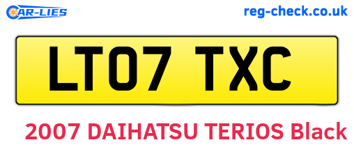 LT07TXC are the vehicle registration plates.