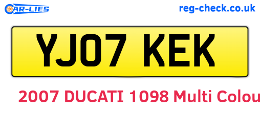 YJ07KEK are the vehicle registration plates.