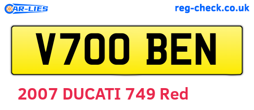 V700BEN are the vehicle registration plates.