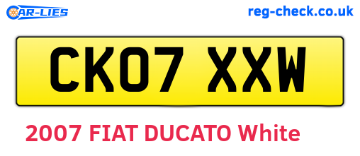 CK07XXW are the vehicle registration plates.