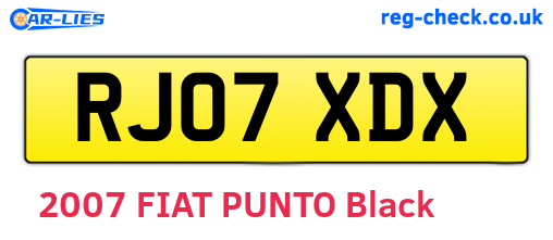 RJ07XDX are the vehicle registration plates.