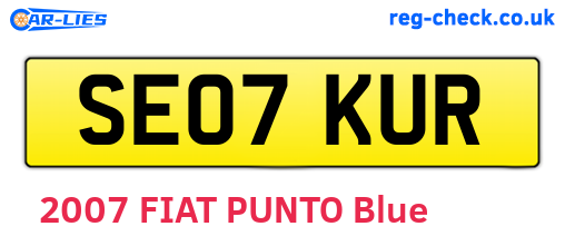 SE07KUR are the vehicle registration plates.