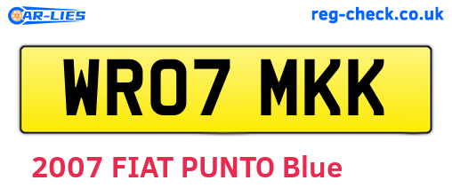 WR07MKK are the vehicle registration plates.