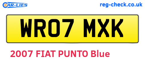 WR07MXK are the vehicle registration plates.