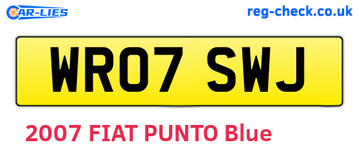 WR07SWJ are the vehicle registration plates.