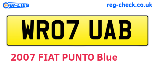 WR07UAB are the vehicle registration plates.