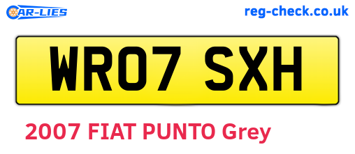 WR07SXH are the vehicle registration plates.