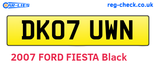 DK07UWN are the vehicle registration plates.
