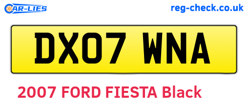 DX07WNA are the vehicle registration plates.