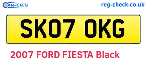 SK07OKG are the vehicle registration plates.