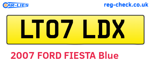 LT07LDX are the vehicle registration plates.