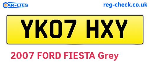 YK07HXY are the vehicle registration plates.