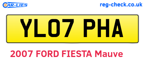 YL07PHA are the vehicle registration plates.