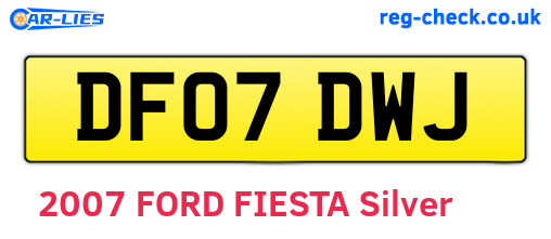 DF07DWJ are the vehicle registration plates.