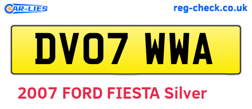 DV07WWA are the vehicle registration plates.