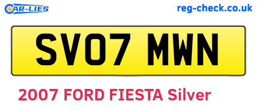 SV07MWN are the vehicle registration plates.