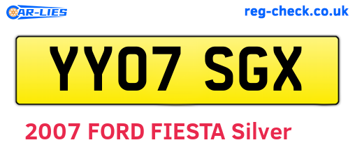 YY07SGX are the vehicle registration plates.