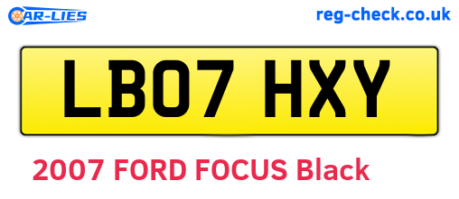 LB07HXY are the vehicle registration plates.