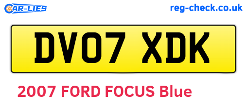 DV07XDK are the vehicle registration plates.