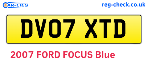 DV07XTD are the vehicle registration plates.