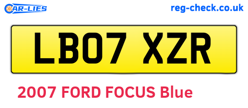 LB07XZR are the vehicle registration plates.