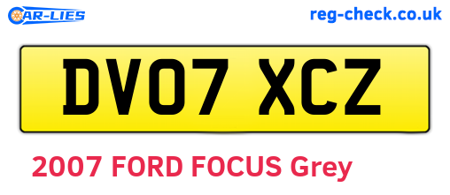 DV07XCZ are the vehicle registration plates.