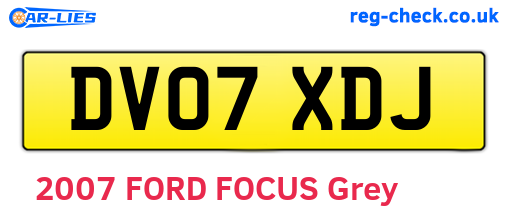 DV07XDJ are the vehicle registration plates.