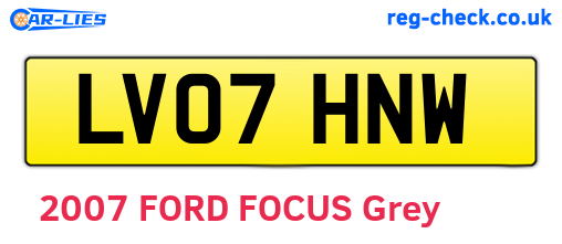 LV07HNW are the vehicle registration plates.