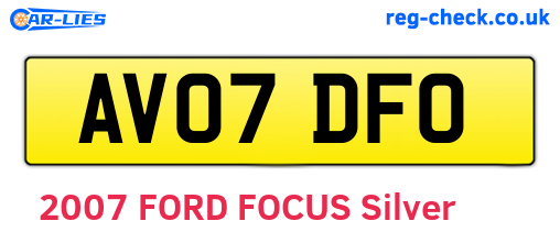AV07DFO are the vehicle registration plates.