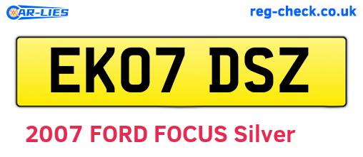 EK07DSZ are the vehicle registration plates.