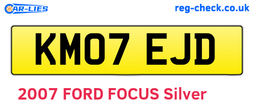 KM07EJD are the vehicle registration plates.