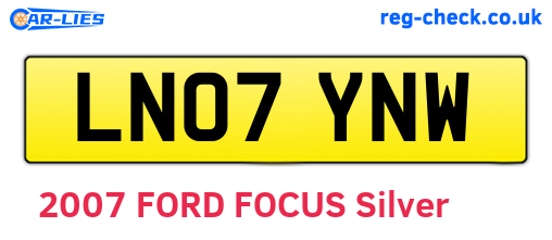 LN07YNW are the vehicle registration plates.