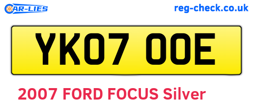 YK07OOE are the vehicle registration plates.