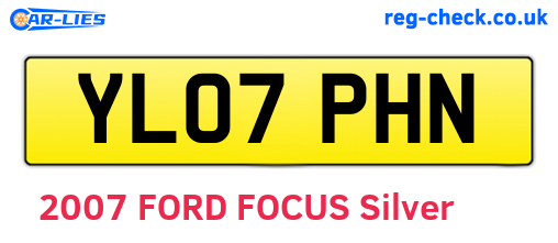 YL07PHN are the vehicle registration plates.