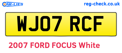 WJ07RCF are the vehicle registration plates.