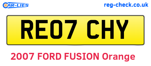 RE07CHY are the vehicle registration plates.