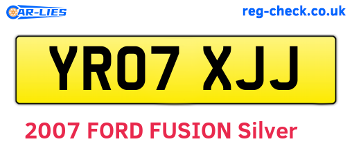 YR07XJJ are the vehicle registration plates.