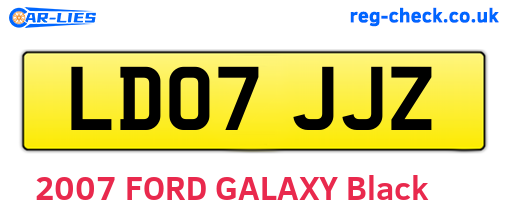LD07JJZ are the vehicle registration plates.