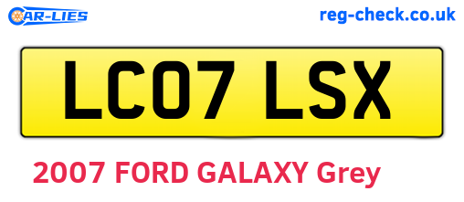 LC07LSX are the vehicle registration plates.