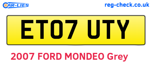 ET07UTY are the vehicle registration plates.