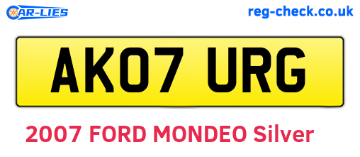 AK07URG are the vehicle registration plates.