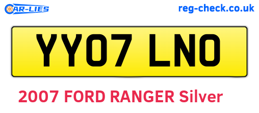 YY07LNO are the vehicle registration plates.