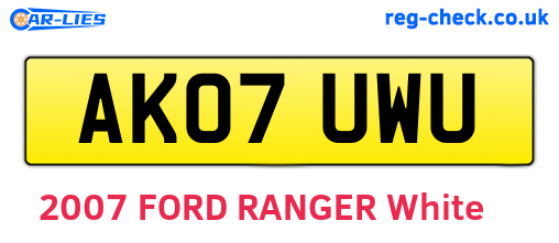 AK07UWU are the vehicle registration plates.