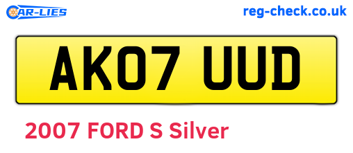 AK07UUD are the vehicle registration plates.