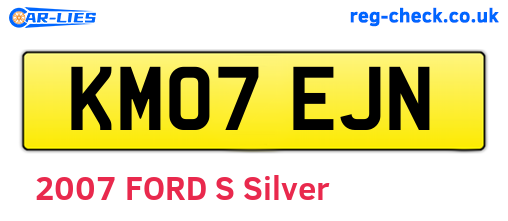KM07EJN are the vehicle registration plates.
