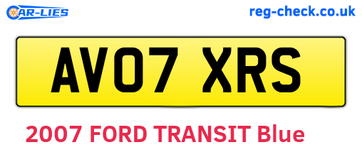 AV07XRS are the vehicle registration plates.